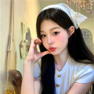 女孩爱跑步